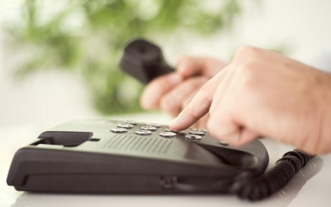 6个重要的咨询电话，老年朋友一定要收藏