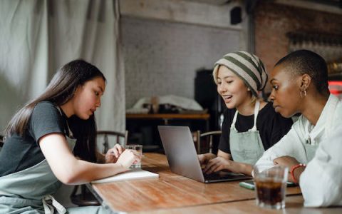 移动办什么卡流量多又便宜？