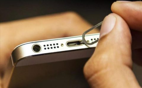 手机充电口松了怎么办？教你几招让它变紧
