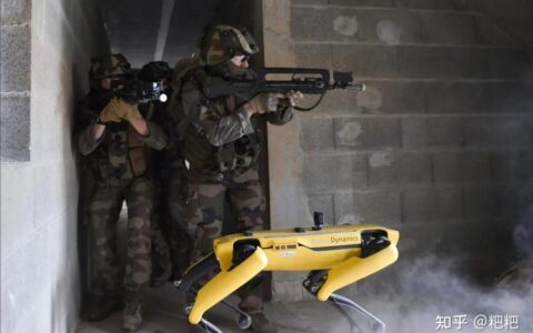 模拟对讲机带宽：通往清晰语音的桥梁