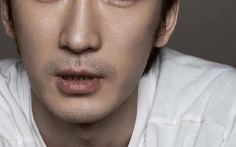 荆州广电郑家彬：多才多艺的青年演员