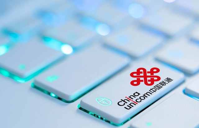 话费卡怎么放 话费卡怎么给手机充值